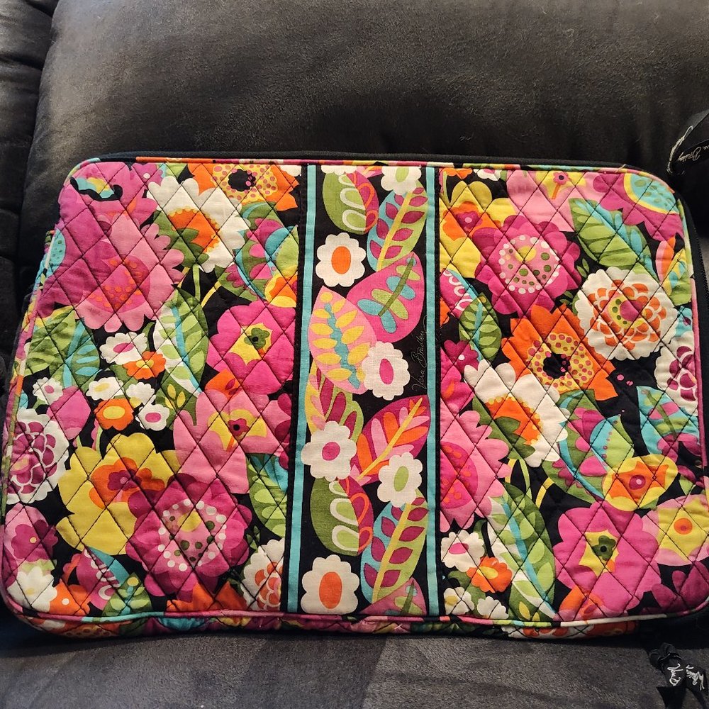 VA VA BLOOM VERA BRADLEY LAPTOP/TABLET SLEEVE - EXCELLENT